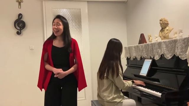 Ms. Sheryl Elaine performing "What Baking can Do" смотреть онлайн