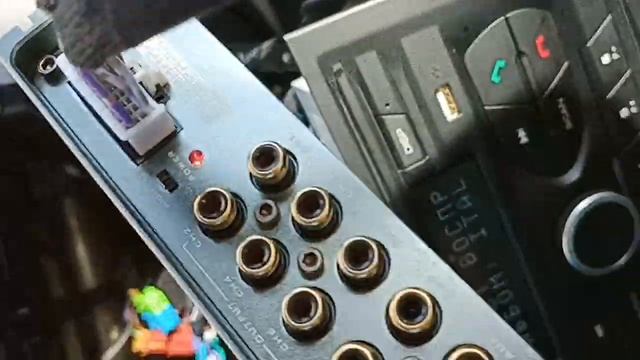 Бомж процеусь за 18к / Nakamichi NDSK4185AU смотреть онлайн