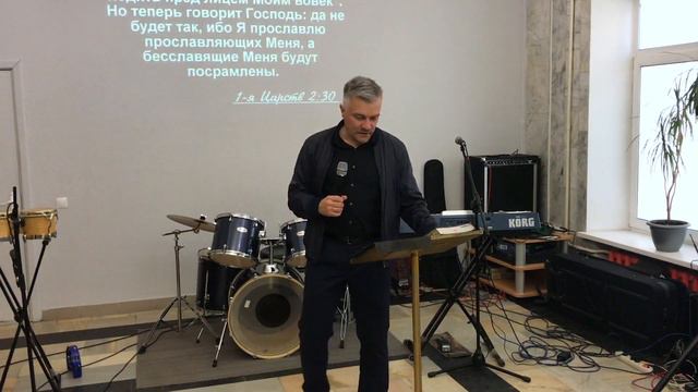 Служение Церкви 18.10.2020 - Денис Правозоров - Почтение Бога и Его Слова смотреть онлайн