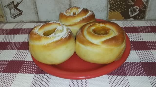 Сладкие БУЛОЧКИ с вареной СГУЩЕНКОЙ смотреть онлайн