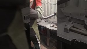 Сборка фаркопа на Шевроле ниву, оригинал.