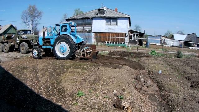 Т-40АМ выполняет работу БУЛЬДОЗЕРА! смотреть онлайн