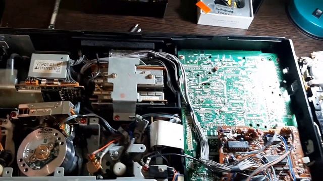 видеомагнитофон PANASONIC NV 430. о о продаванах с авито и их ценах. что думаете об этом? смотреть онлайн