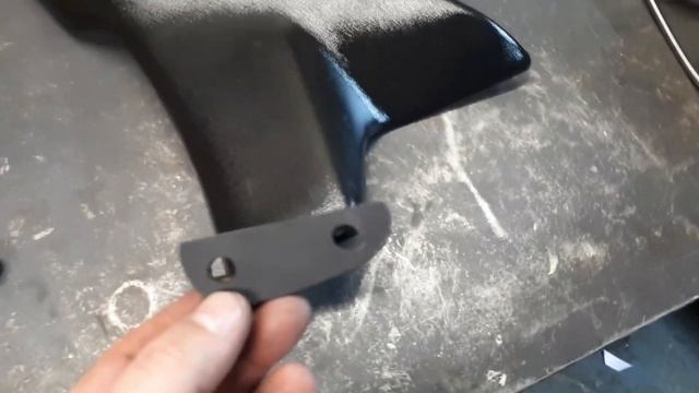 Боковой пластик Yamaha BT1100 Bulldog смотреть онлайн