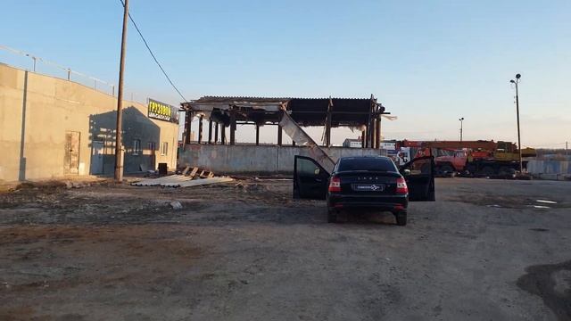 Громкий фронт по штатным местам на Лада Приора! смотреть онлайн