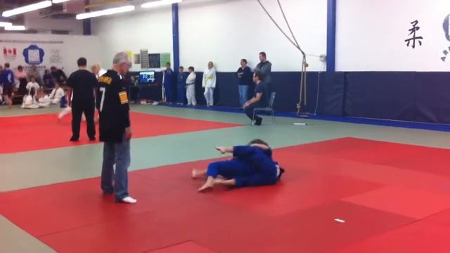 Ajax Budokan Monthly Shiai, Декабрь 16. 2012 смотреть онлайн