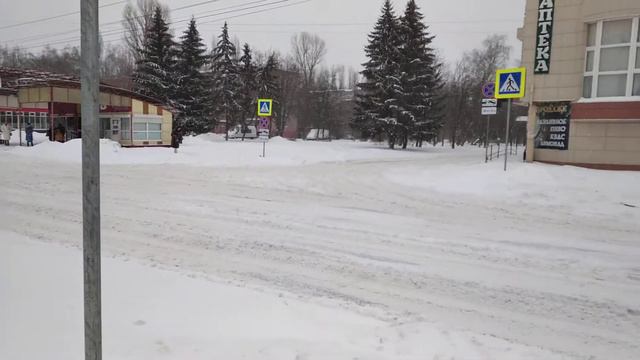 На Курск обрушился февральский снегопад смотреть онлайн