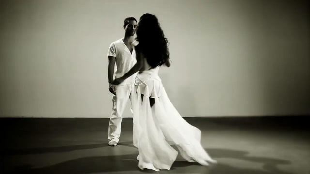 Anahi - Quiero ( en portugues) Quero A.I. (AI COVER) смотреть онлайн