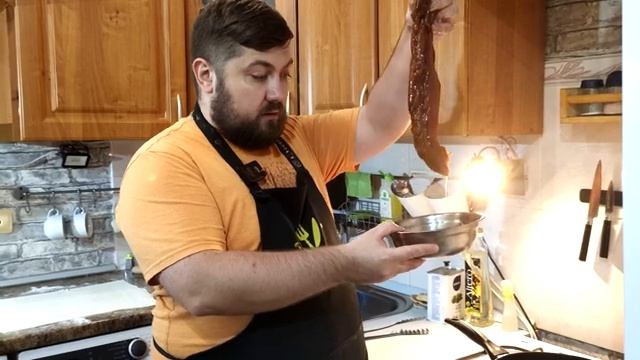 Свиная вырезка запеченная в слоеном тесте - Большая сосиска в тесте смотреть онлайн