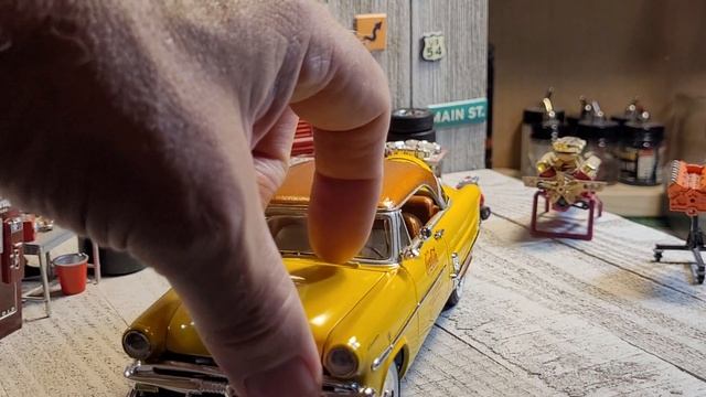 FINAL ON THE: (A.M.T.1953 FORD VICTORIA) смотреть онлайн