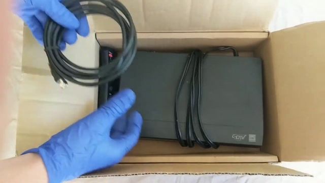 Hook up that old TV! Connect a dvd player/converter box with antennae to CRT television. смотреть онлайн