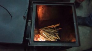 Оригинальная ракетная печь для отопления