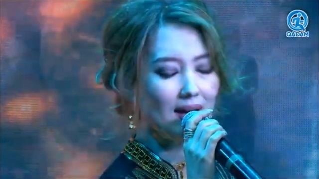 Шахмурат Бахамов и Назугум Аюпова-"Уйғур хәлиқ аһаңлири" смотреть онлайн