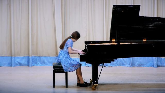 Л.Бетховен - Соната №12 Ля бемоль мажор, 1 часть смотреть онлайн