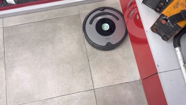 Робот пылесос IRobot смотреть онлайн