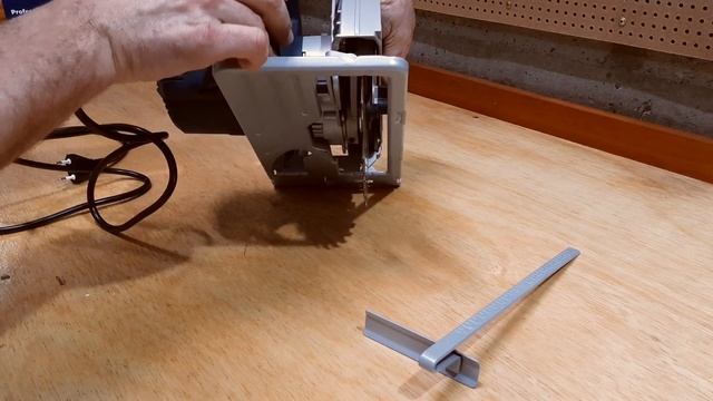 Serra Circular Bosch GKS150, análise e considerações. смотреть онлайн