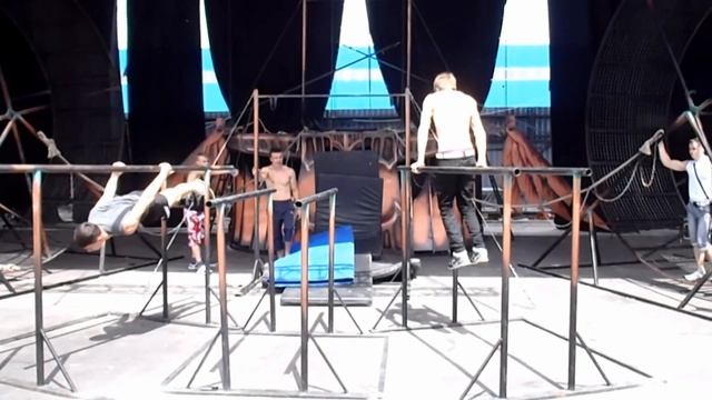 SLS Team & Dmitry Politov (backstage) смотреть онлайн