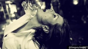 А мы пьяные счастливые как будто по 16