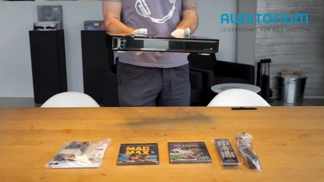 Unboxing Panasonic DMP UB900 смотреть онлайн