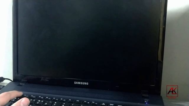 Como Instalar Windows 8 1 Original pelo Pendrive (TUTORIAL) (LEGENDADO) смотреть онлайн