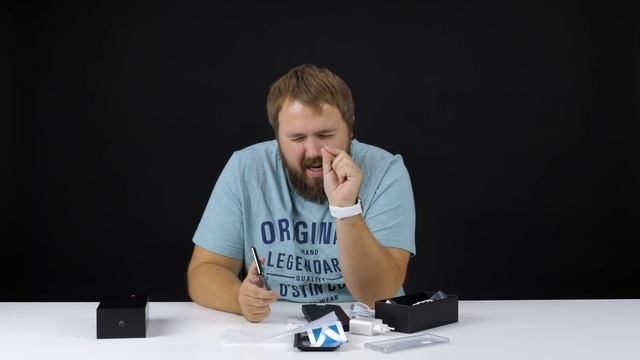 Распаковка Huawei Mate 20 Pro - годный Powerbank для iPhone за 77 000р. (не занесли) смотреть онлайн