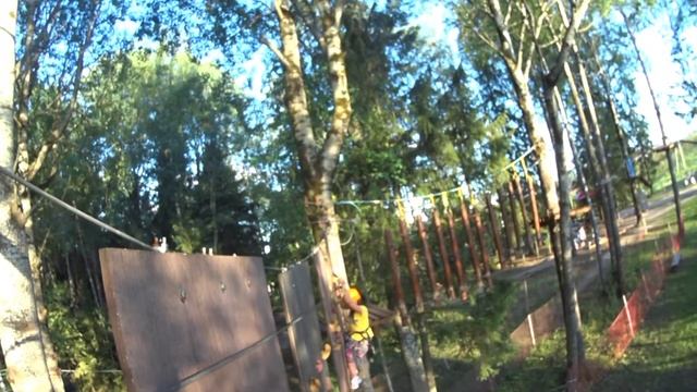 Самая страшная трасса в верёвочном парке YES Стризнево смотреть онлайн