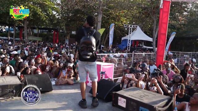 RAJAH WILD Interact With Fans Backstage Look And See AT BRT WEEKEND It Was A Blast In Ocho Rios