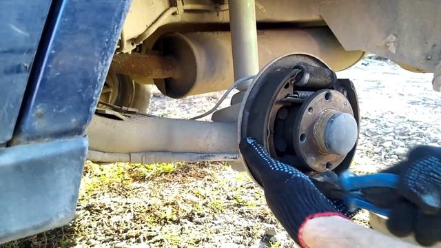 Быстрая замена задних колодок ваз 2110 смотреть онлайн