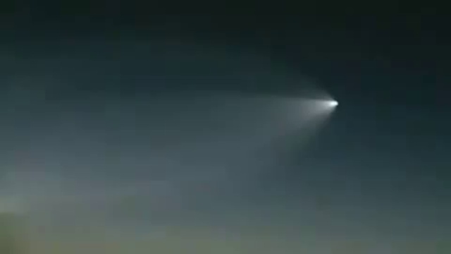 НЛО над Китаем (UFO Flying Over China) смотреть онлайн