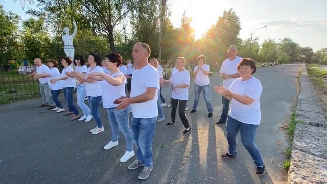 Поздравление от родителей выпускникам 2022 смотреть онлайн