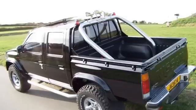 NISSAN PICKUP D21