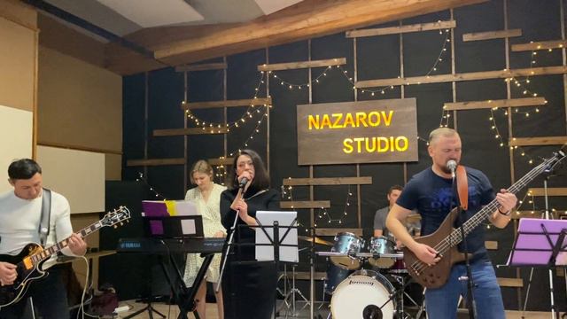 Sweet Dreams vs Плачет Девочка - репа 25 февраля 2023 смотреть онлайн