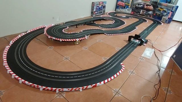 NSR Slot Car FORD MK4 GULF LIMITED EDITION Motor 25,000 RPM Side Winder. Stock Tires. смотреть онлайн