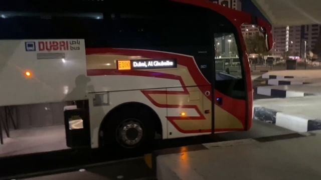 Из Эмиратов в Баку! Отвратительное отношение в пассажирам. Отстойные авиалинии смотреть онлайн