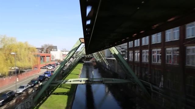 Suspension Railway In Wuppertal: Story Of A Landmark смотреть онлайн