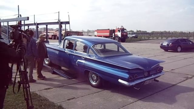Chevrolet Impala 1968, OldCarLand, April 2018, Kiev. PART 7, Videoreportage смотреть онлайн