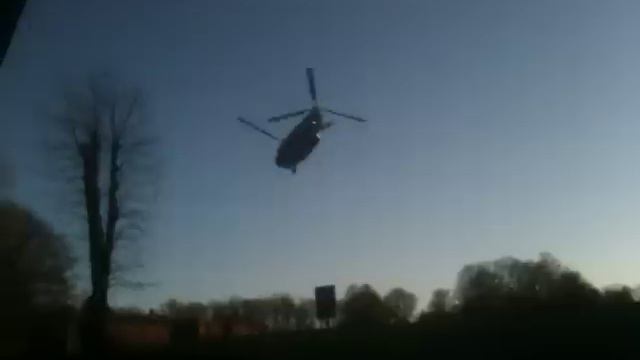 Chinook landing at Selly Oak Hospital смотреть онлайн