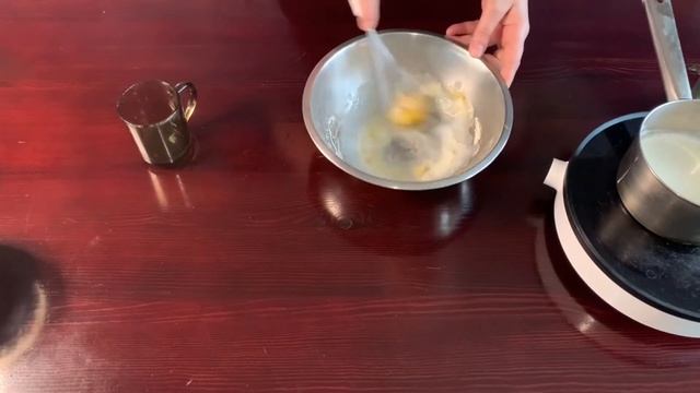 Английский десерт. Яблочный крамбл с заварным кремом. смотреть онлайн