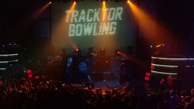 Tracktor Bowling - Натрон смотреть онлайн