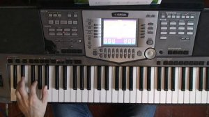 Видеоурок на синтезаторе Сувенир