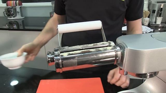 How to use a Kenwood Flat Pasta Maker (Kenwood Mixer Attachment) смотреть онлайн