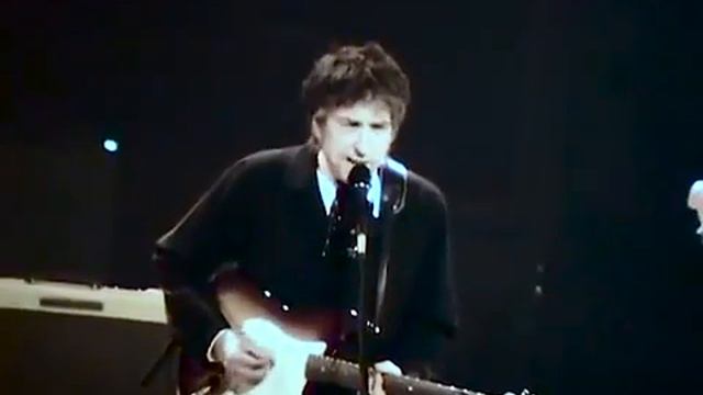 Bob Dylan 1999 - Maggies Farm смотреть онлайн