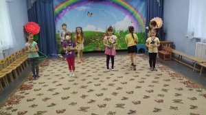 "Танец с цветами", песня "Мамины глаза" в исполнении гр. "Саманта"