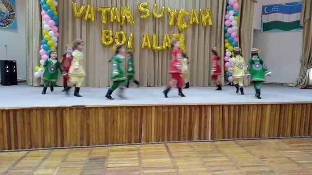 Танцевальная группа Sharq yulduzlari смотреть онлайн