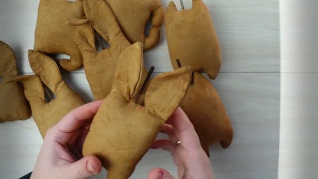 Котики, зайцы и лисички - ОЧАРОВАТЕЛЬНЫЕ ИГРУШКИ своими руками в технике "грунтованный текстиль" смотреть онлайн