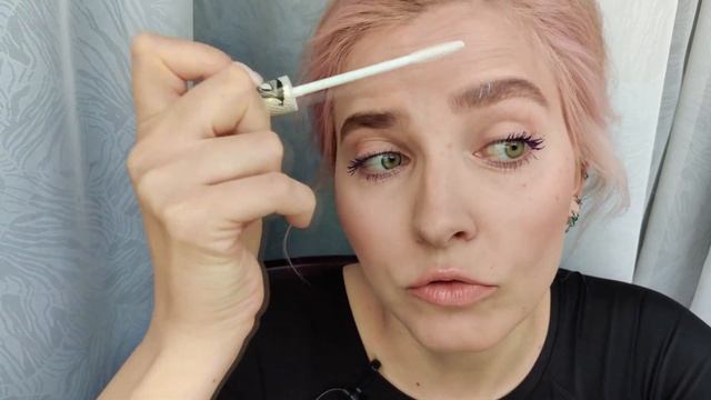 СРАВНЕНИЕ ПРАЙМЕРОВ ДЛЯ РЕСНИЦ. EVELINE ПРОТИВ VIVIENNE SABO смотреть онлайн