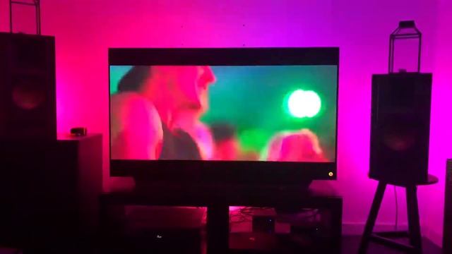 MUST SEE: Hue play sync box with LG OLED. No philips TV! смотреть онлайн