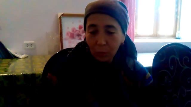 Артрит коленного сустава.Видеосьемка больной до лечения смотреть онлайн
