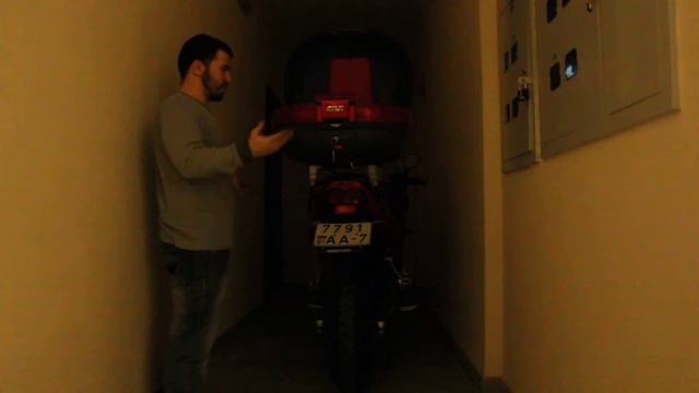 Рабочая LED подсветка кофра Givi E52 Maxia на Suzuki Bandit GSF 600S Bandit