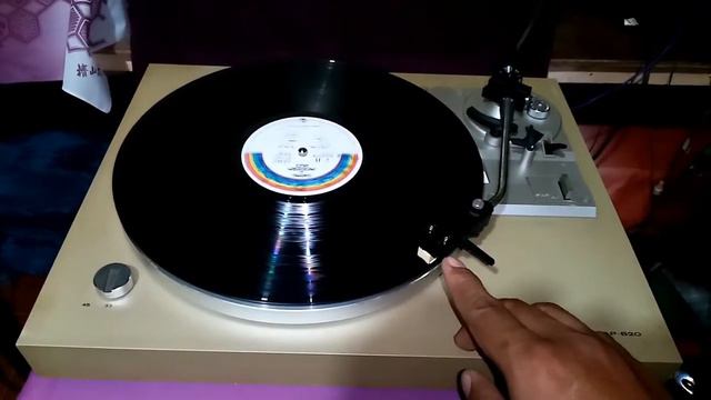 Akai AP-B20 turntable